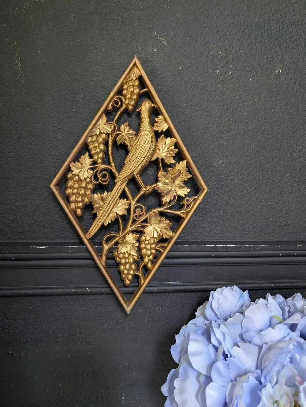 Vintage 70's MCM Gold Burwood Homco Bird Grapes Plaque Wall Decor Hanging, 16.5